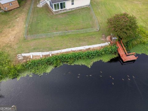 A home in Baxley