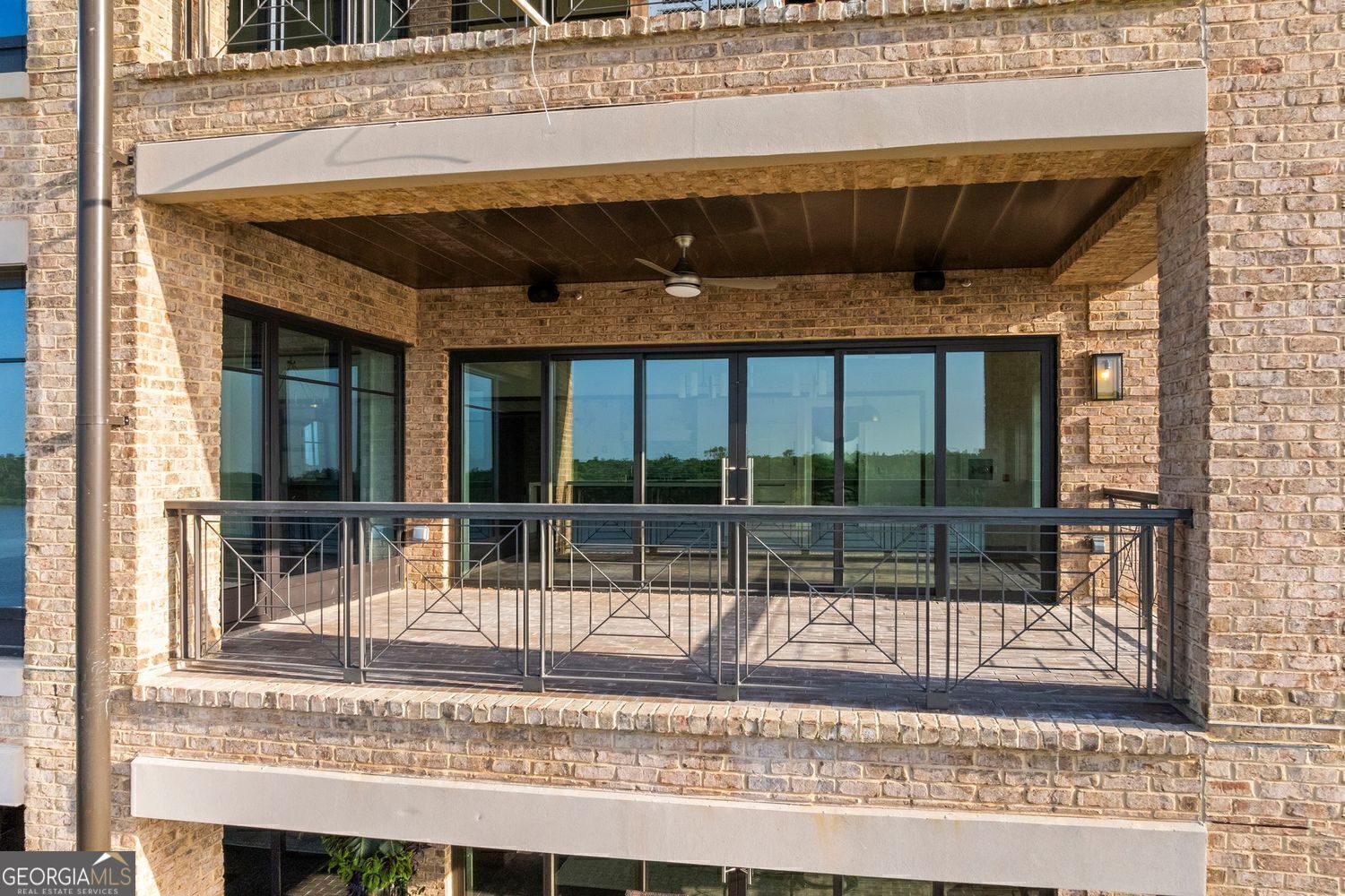 440 Geo Meyer AVE 4