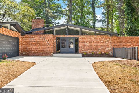 3721 Greentree Farms DR Decatur GA 30034