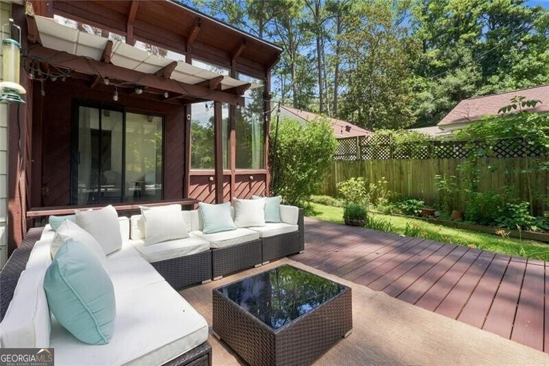 Photo of 1137 Kingsley Circle NE, Atlanta, GA 30324 (MLS # 10812623)