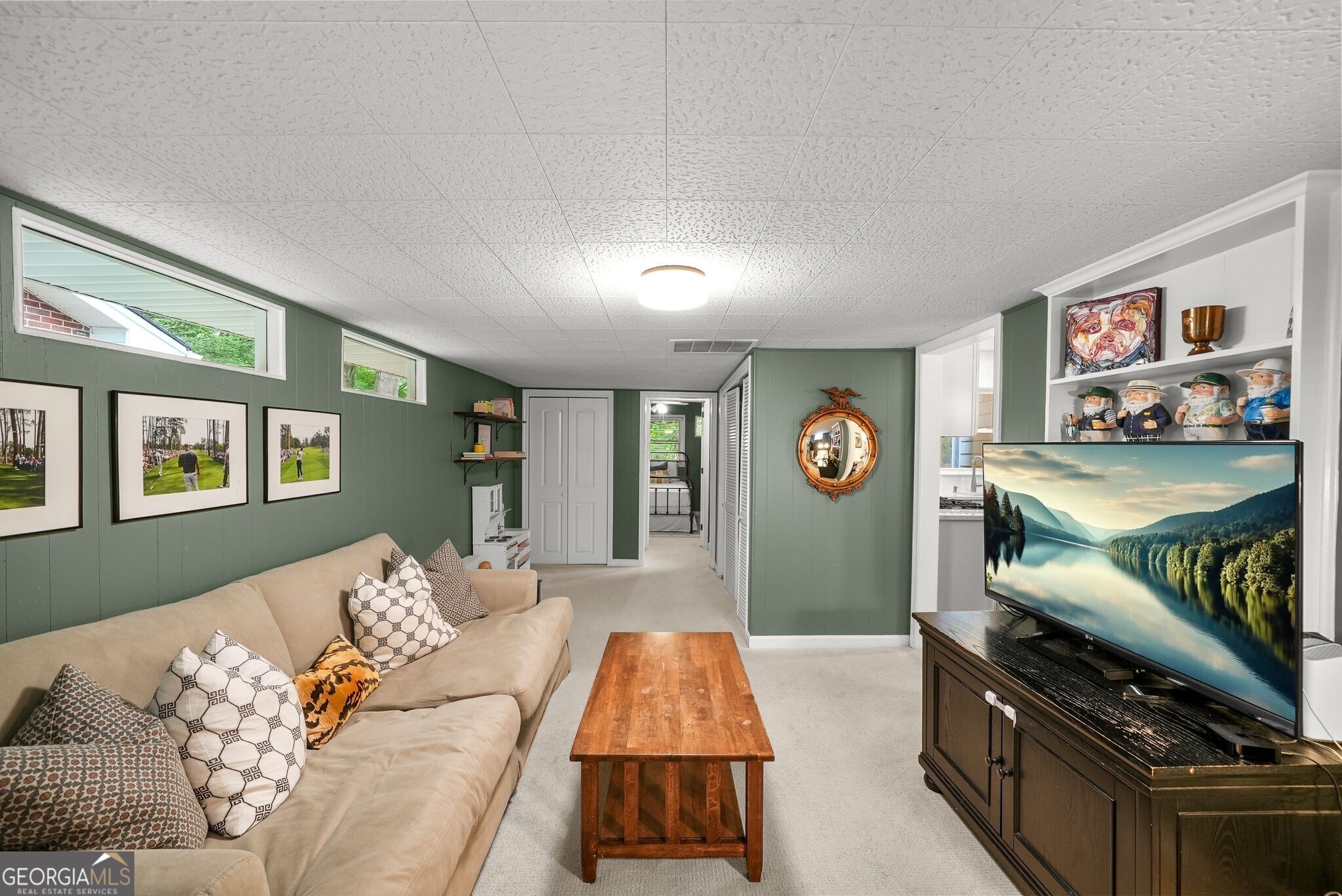 2447 Hunting Valley DR