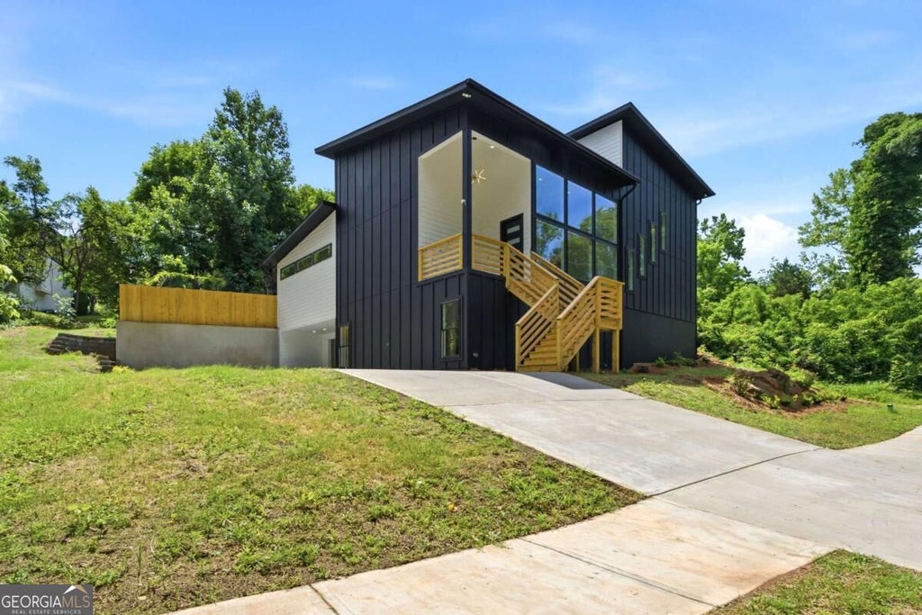 Photo of 2178 Cavanaugh Avenue SE, Atlanta, GA 30316 (MLS # 10852808)