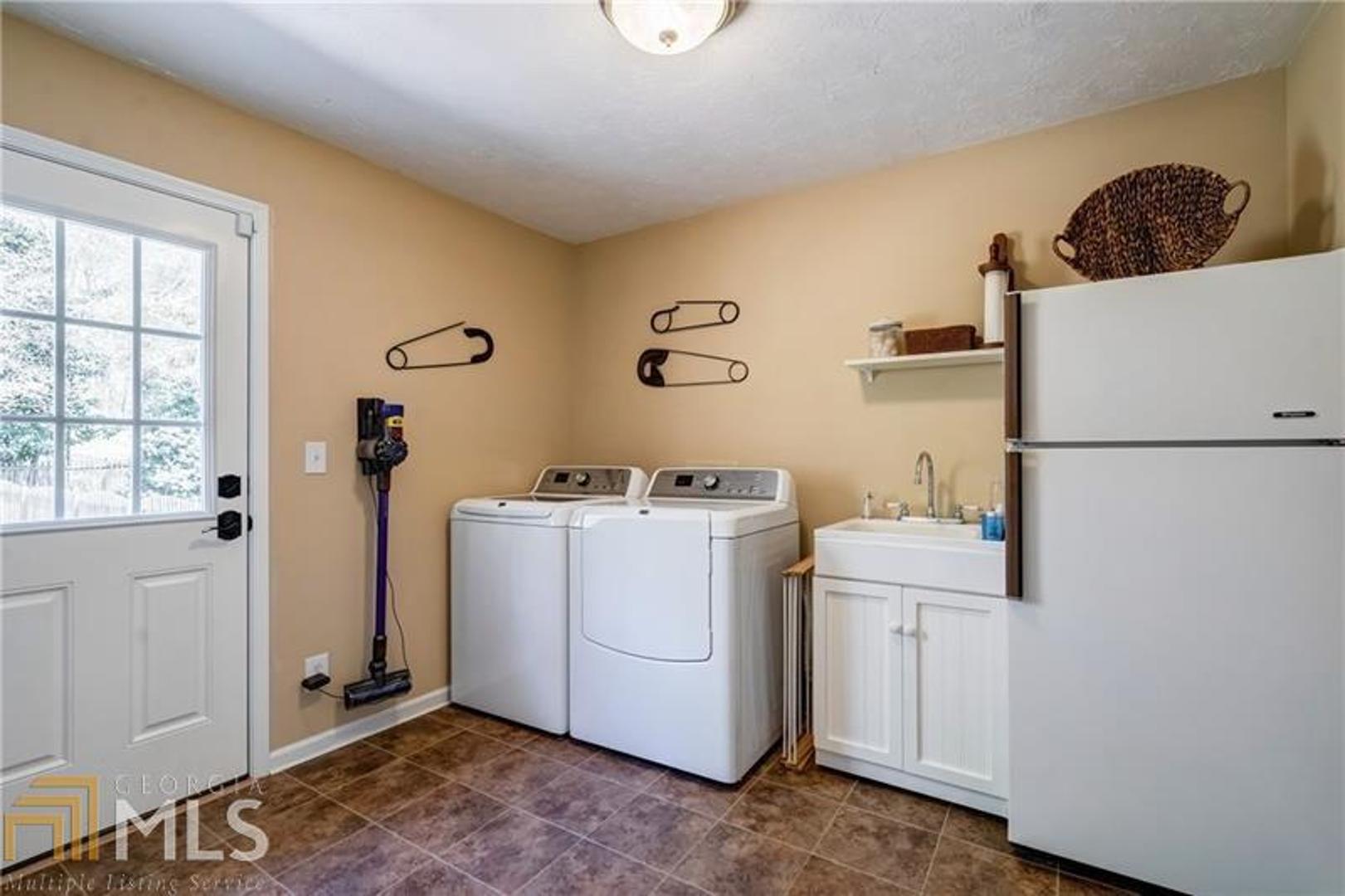 Spalding Corners - Residential