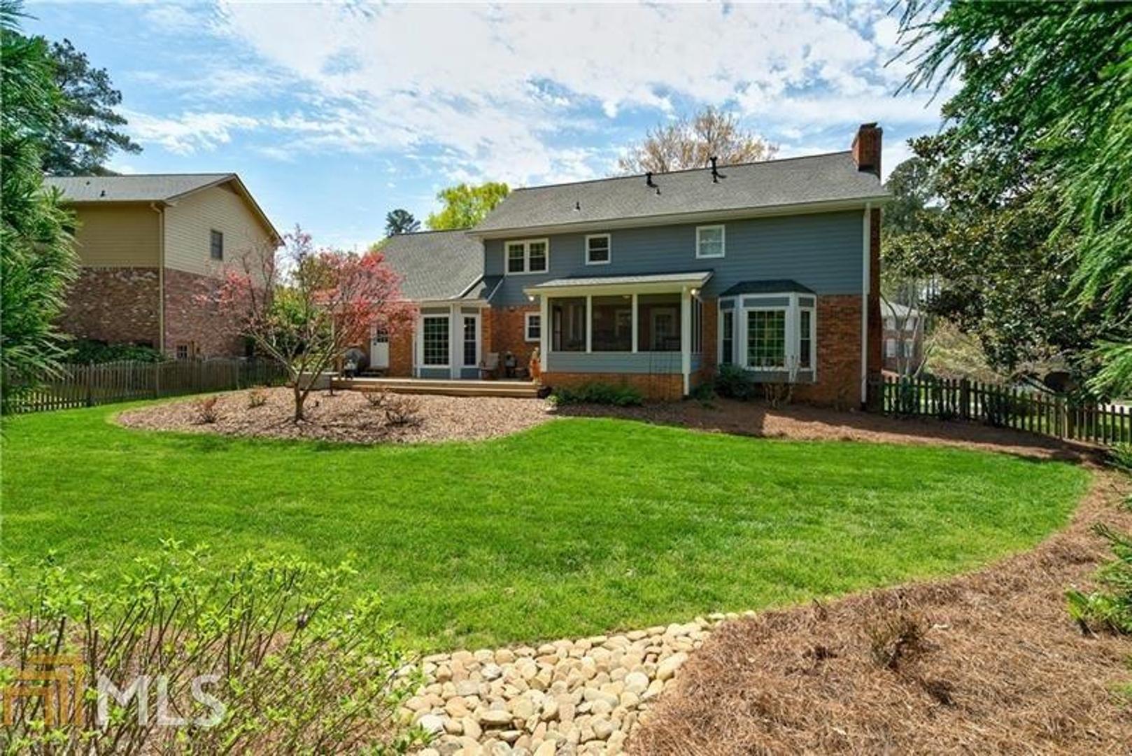 Spalding Corners - Residential
