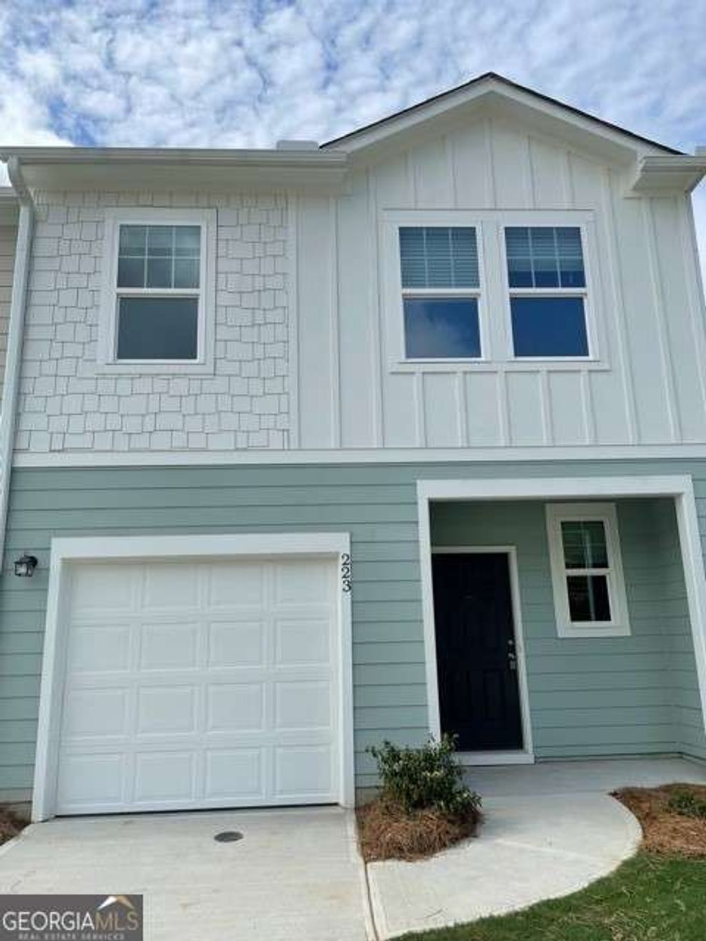 Photo of 223 Grand Central Way, Cartersville, GA 30120 (MLS # 10769884)