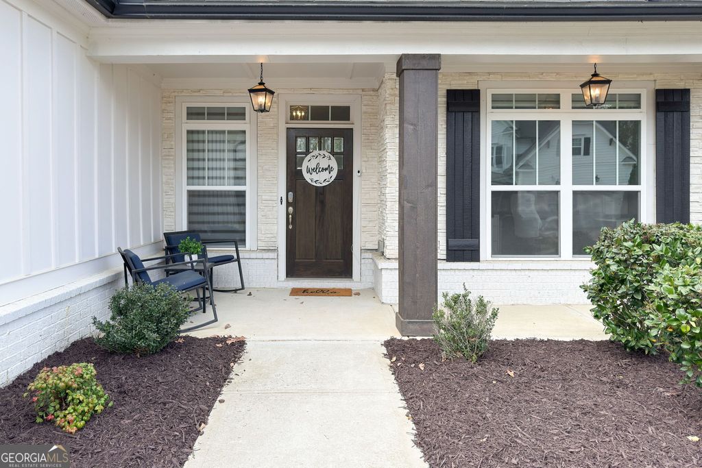 Photo of 3935 Talavera Drive, Cumming, GA 30028 (MLS # 10725147)