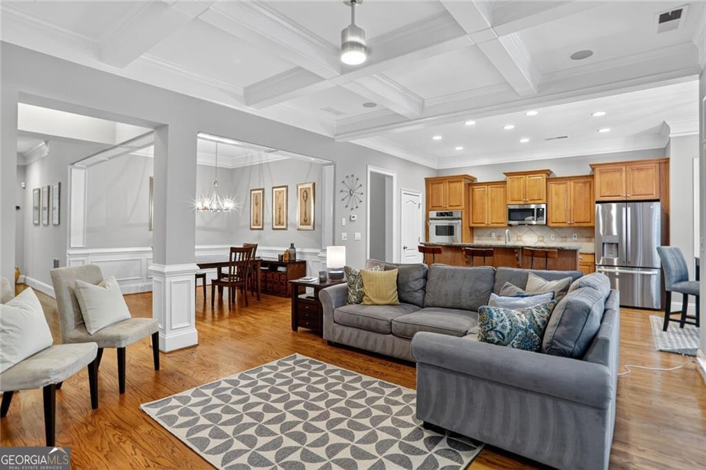 3721 Paces Park CIR SE