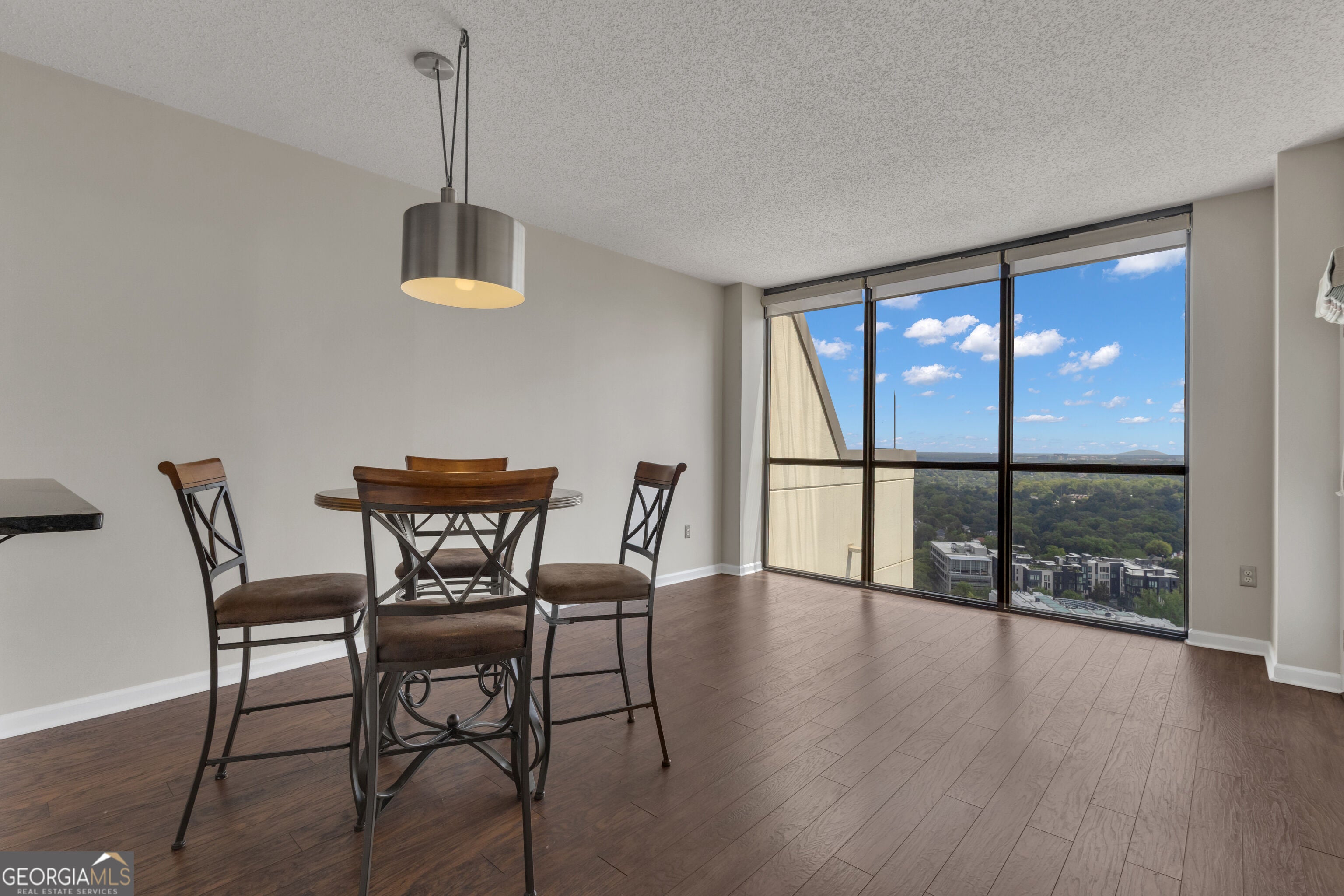 1280 W Peachtree ST NW 3810