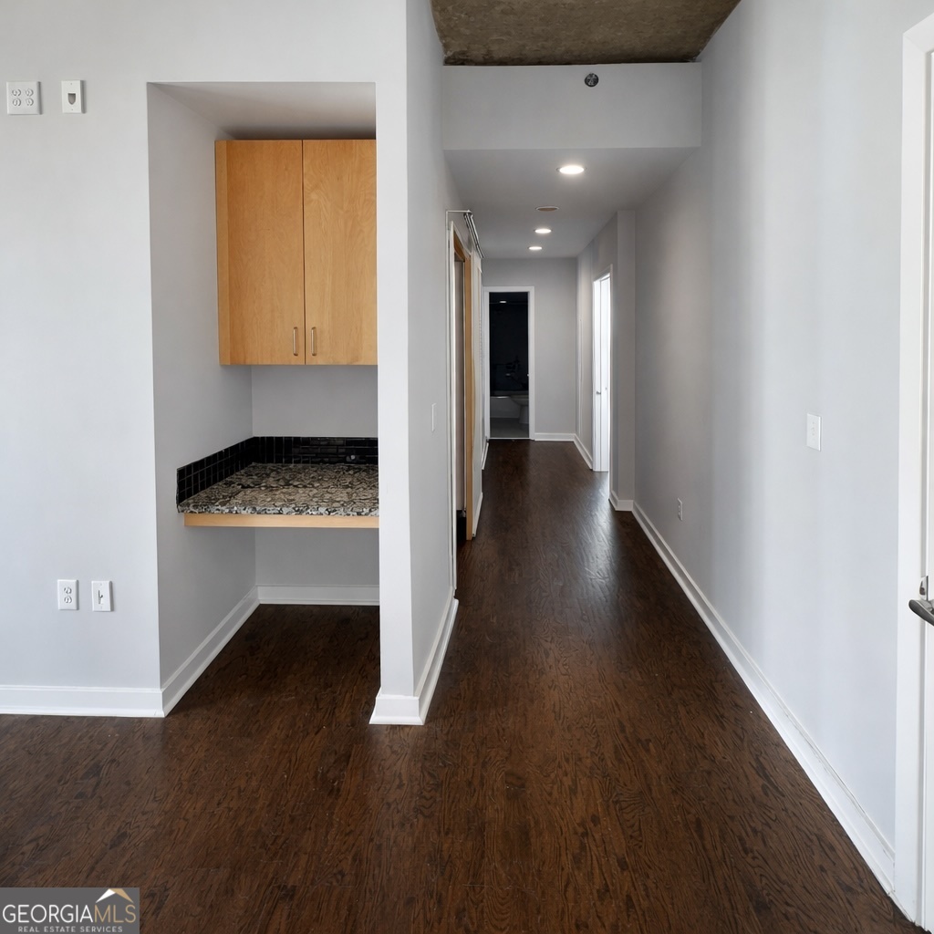 250 Pharr RDS NE 1801