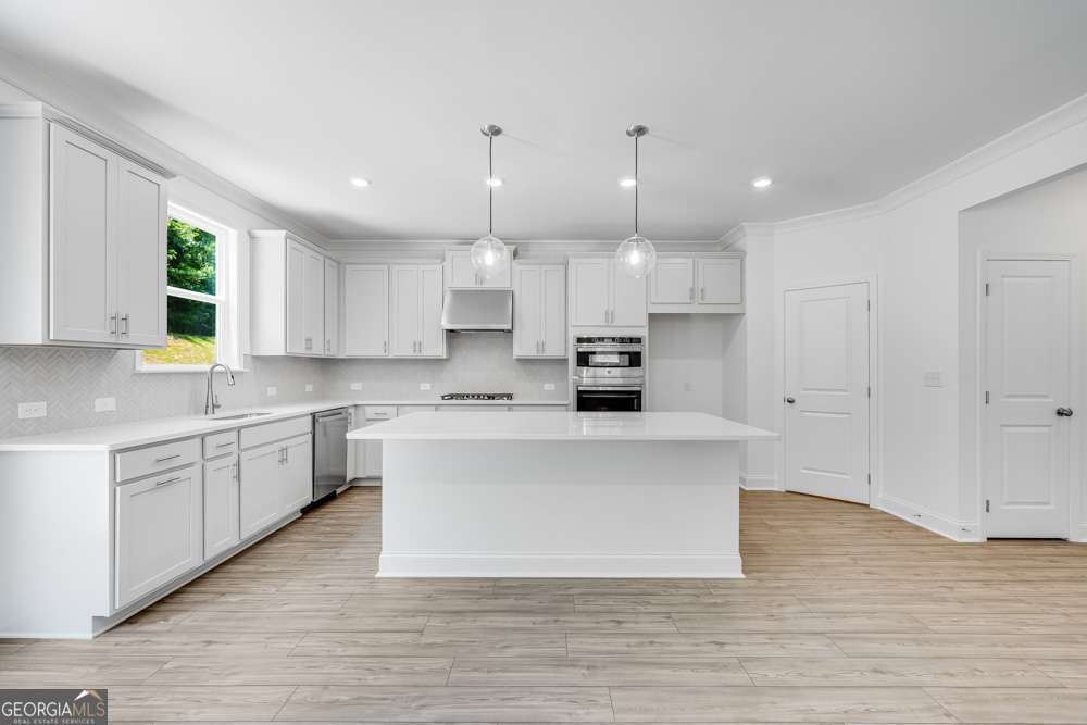 340 Meacham CT