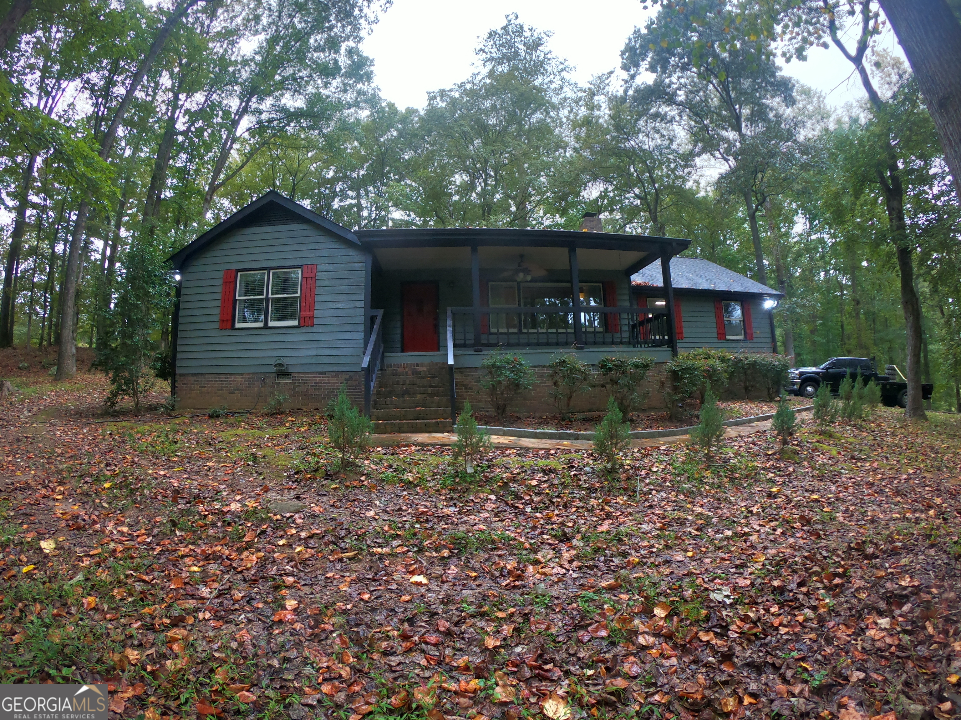 77 Ward RD
