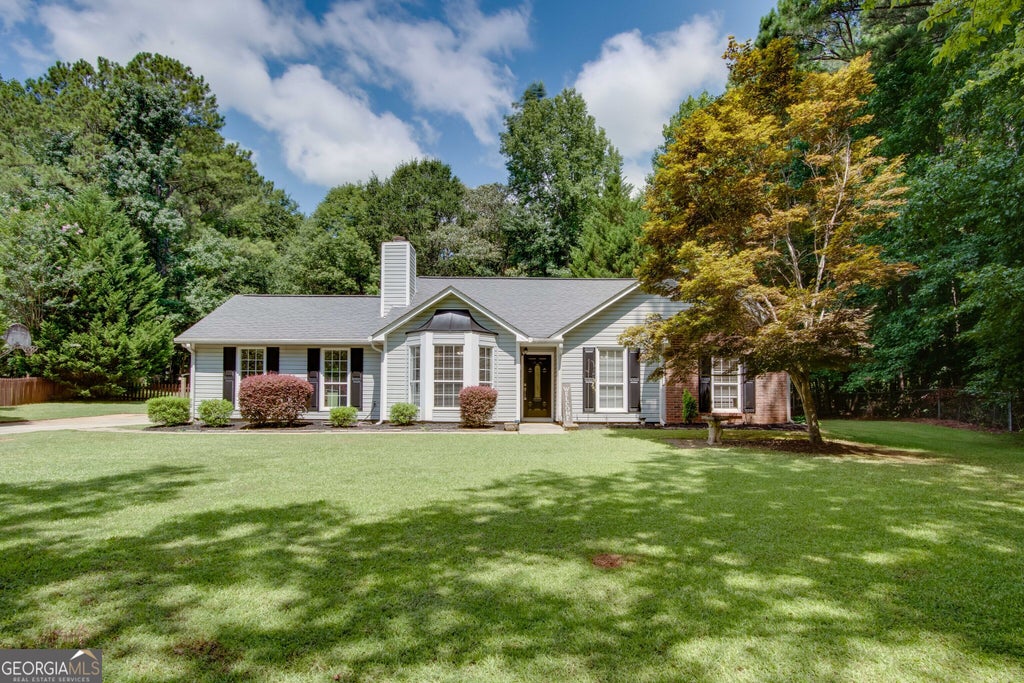 Photo of 289 Marsha Way, Sharpsburg, GA 30277 (MLS # 10852143)