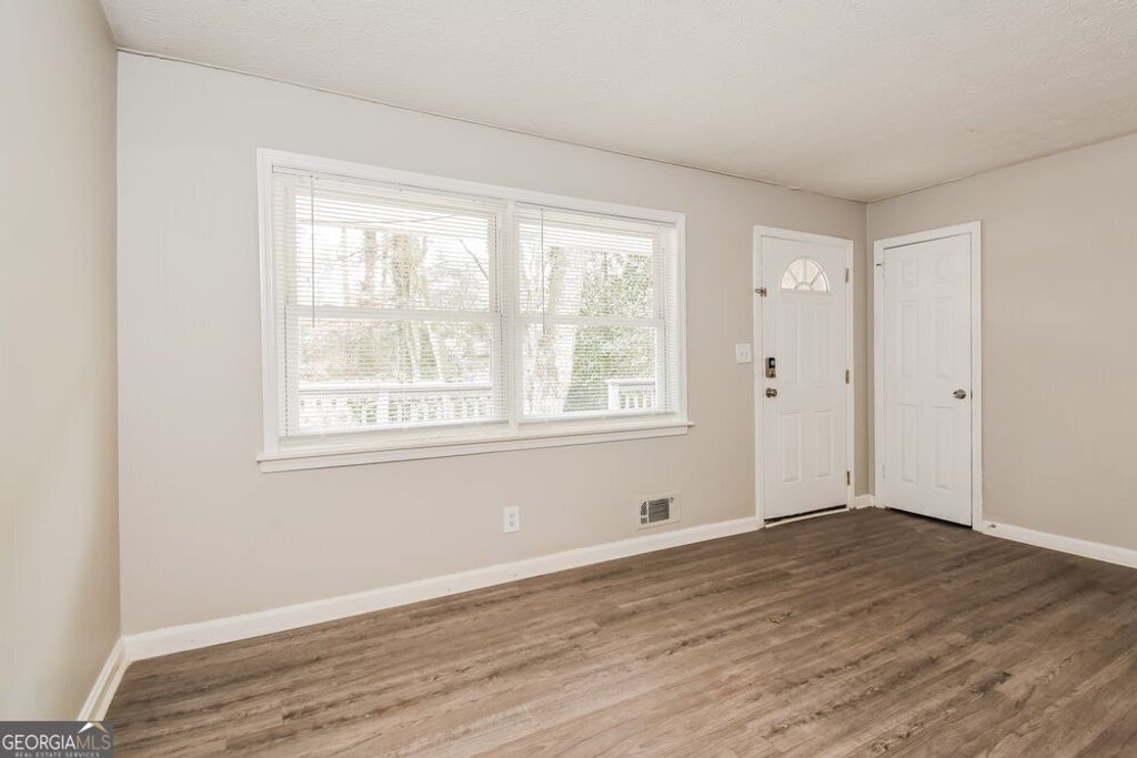 Photo of 643 Milford Drive SW, Marietta, GA 30060 (MLS # 10668446)