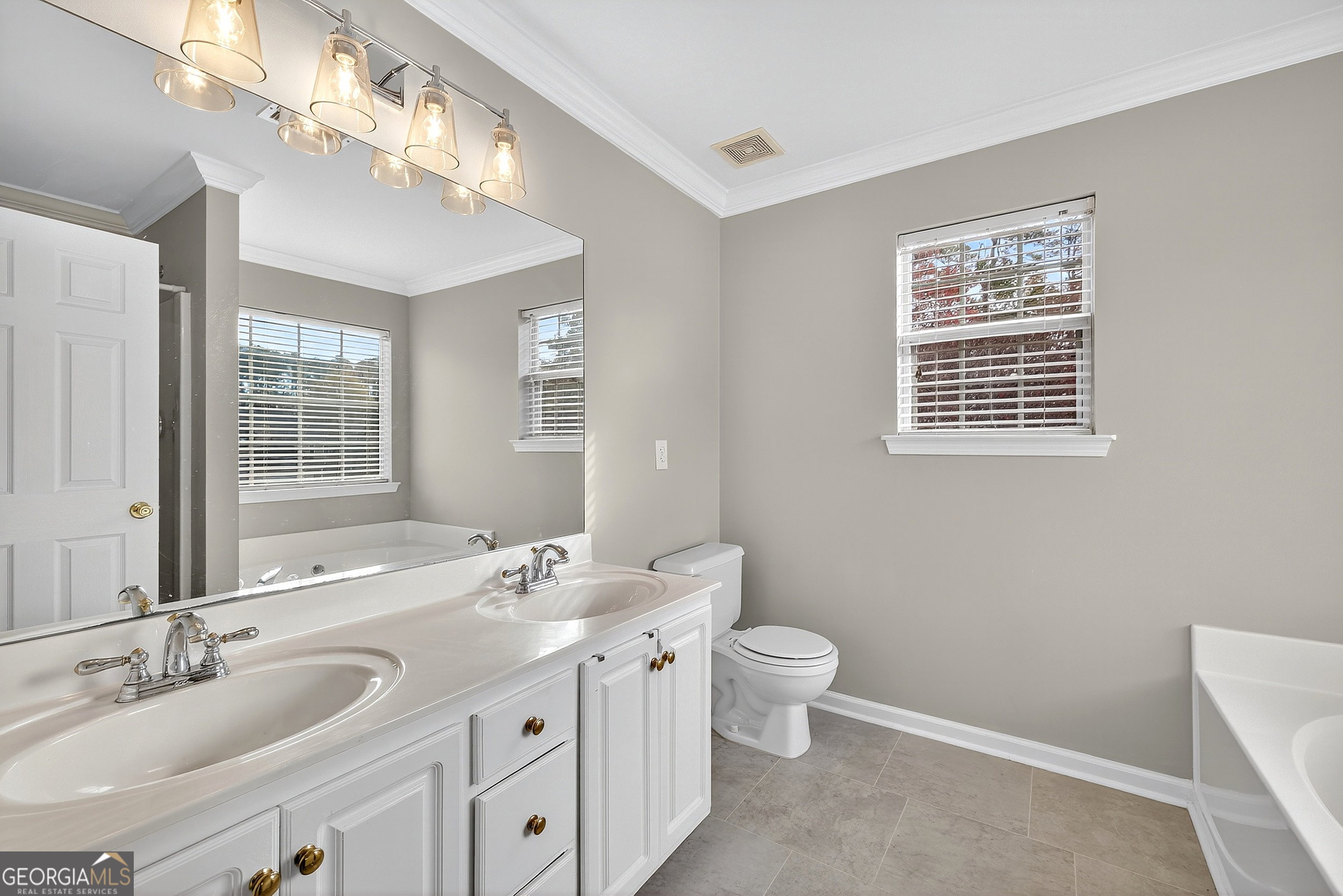 English Oaks - Residential