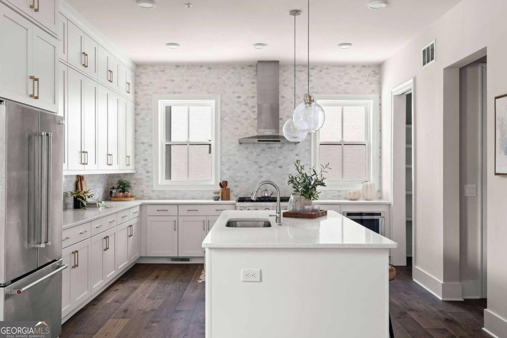 Photo of 574 Boulevard Place #16, Atlanta, GA 30308 (MLS # 10805135)