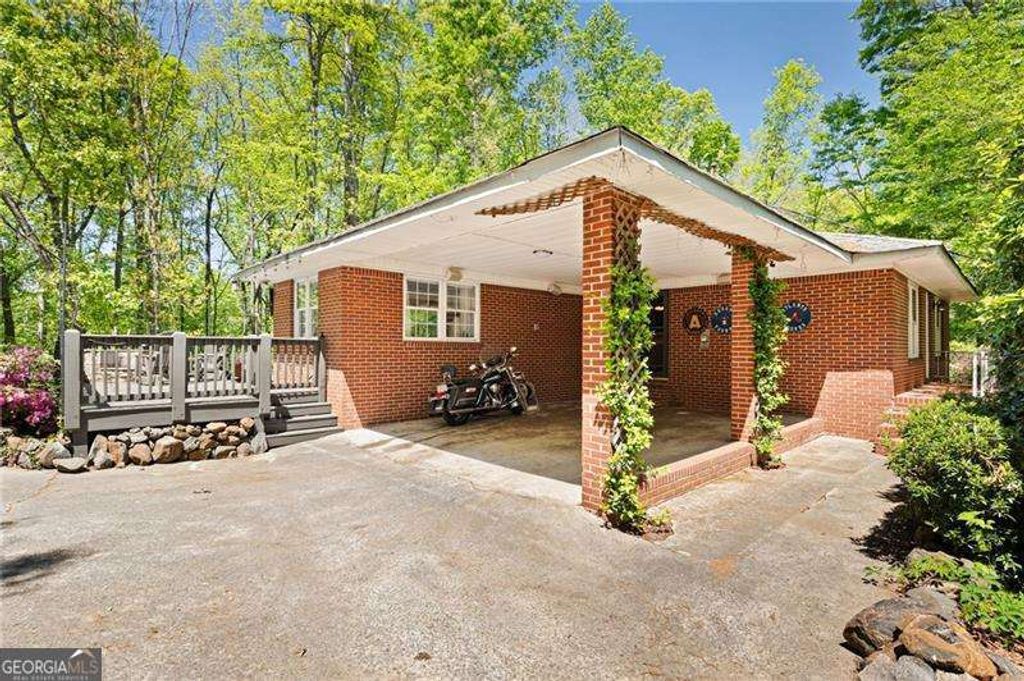 Photo of 58 Mt Calvary Road, Marietta, GA 30064 (MLS # 10735673)