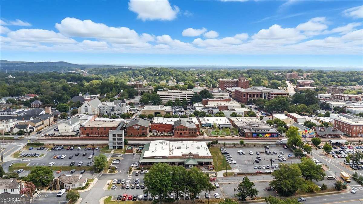 Washington Avenue Commons - Residential