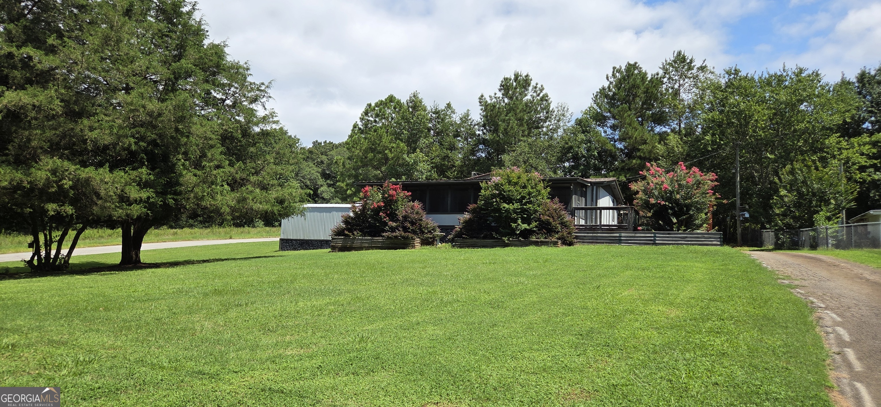 179 Rainbow LN
