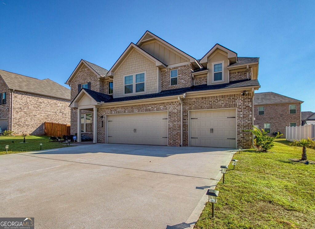 Photo of 137 Cabin Way, Hampton, GA 30228 (MLS # 10874761)