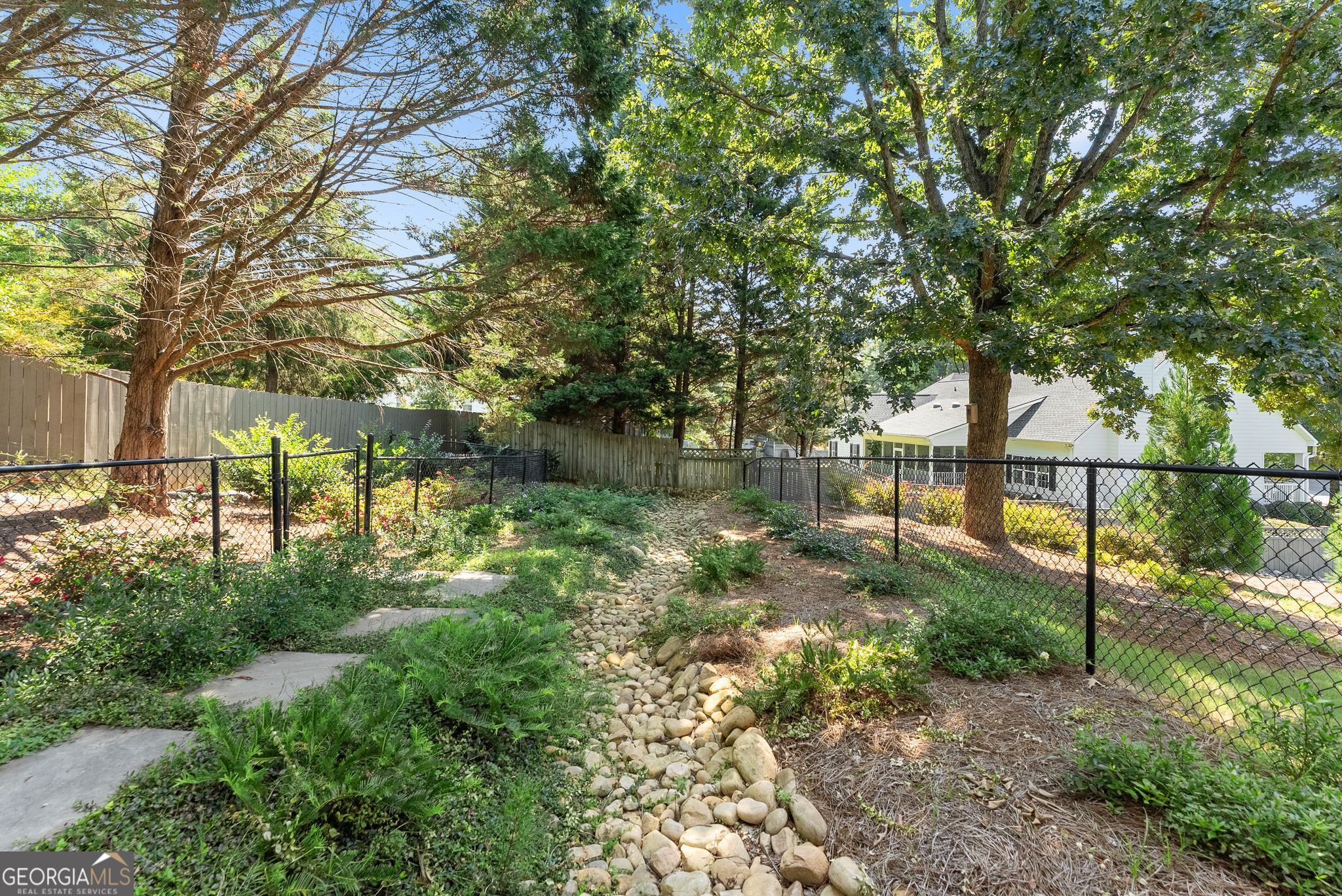 9220 Mainsail DR