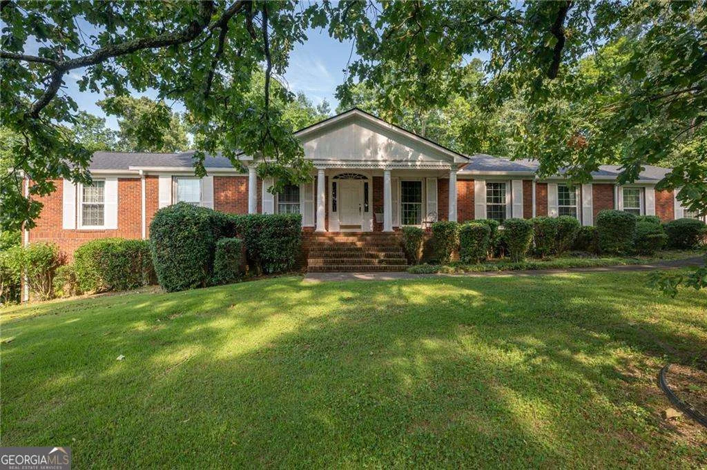 206 Sherwood Drive
