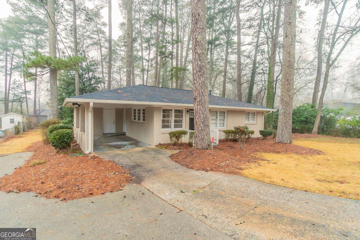 2405 County Line RD SW