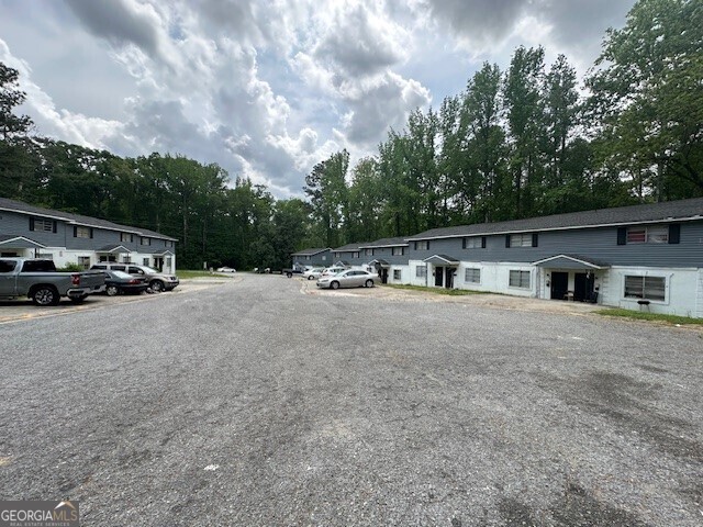 4053 Log Cabin Drive