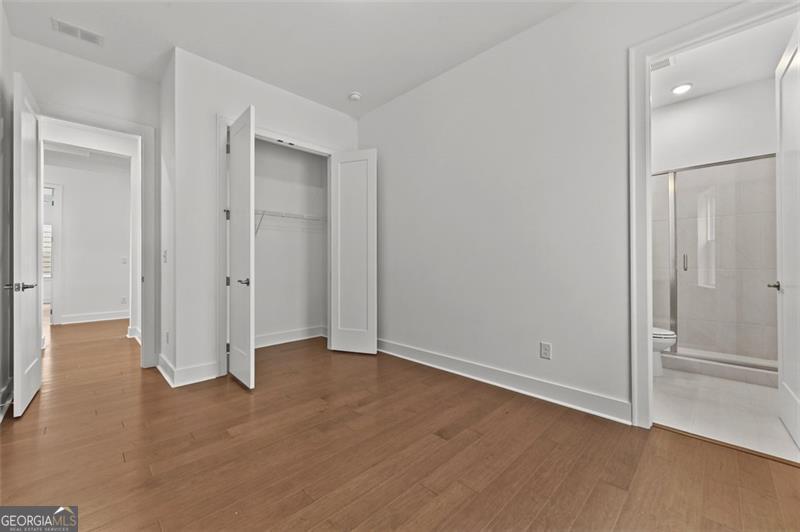 The Retreat at Sterling on the Lake - Residential