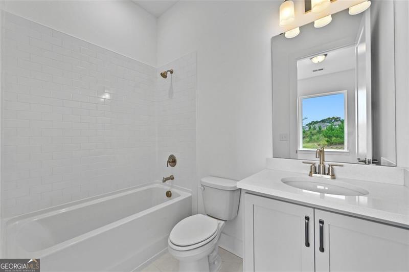 The Retreat at Sterling on the Lake - Residential