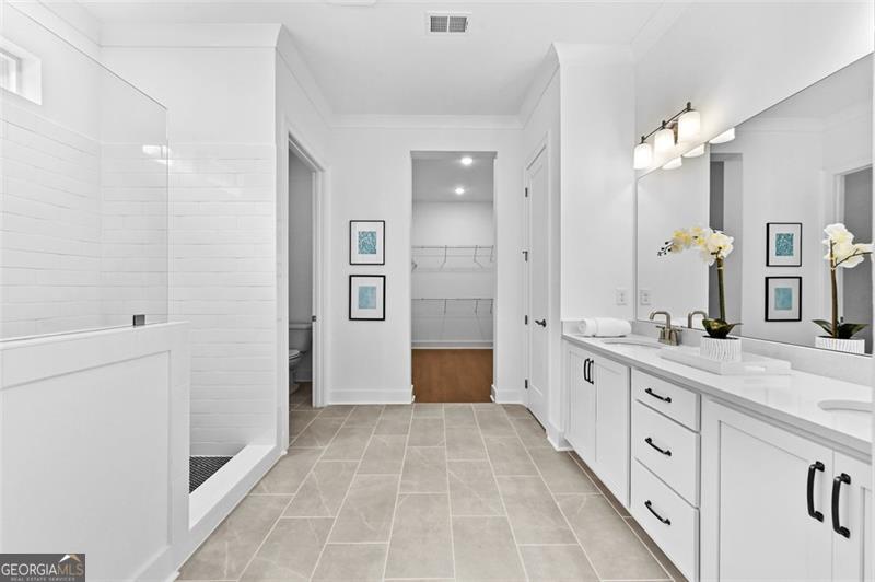 The Retreat at Sterling on the Lake - Residential