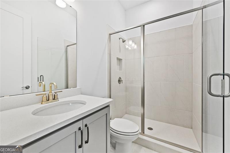 The Retreat at Sterling on the Lake - Residential