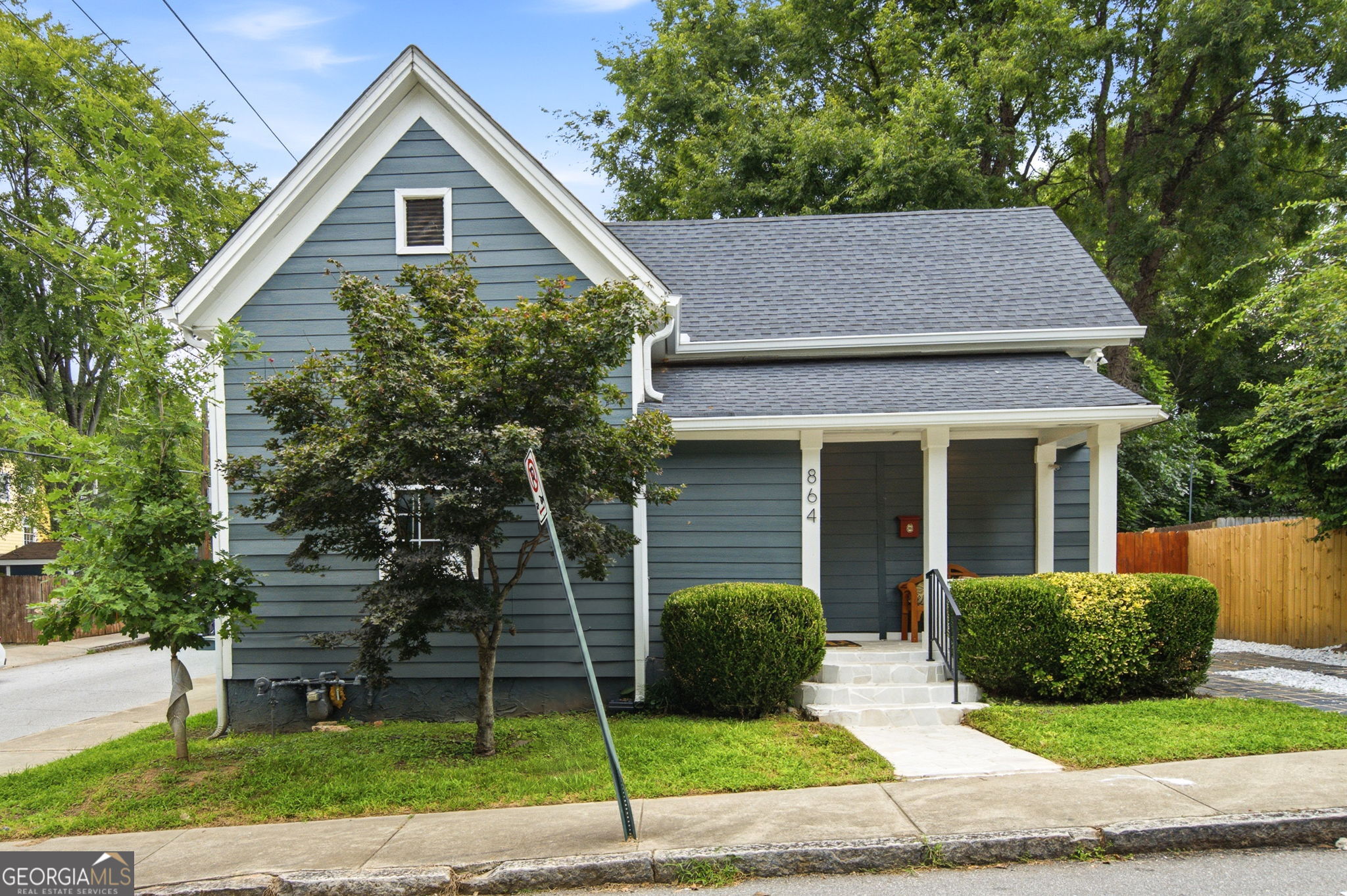 864 Kirkwood AVE SE