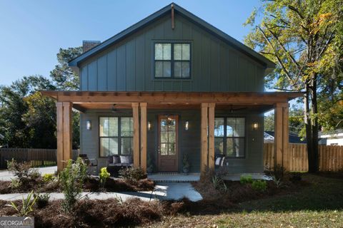 209 E Derenne AVE Savannah GA 31405