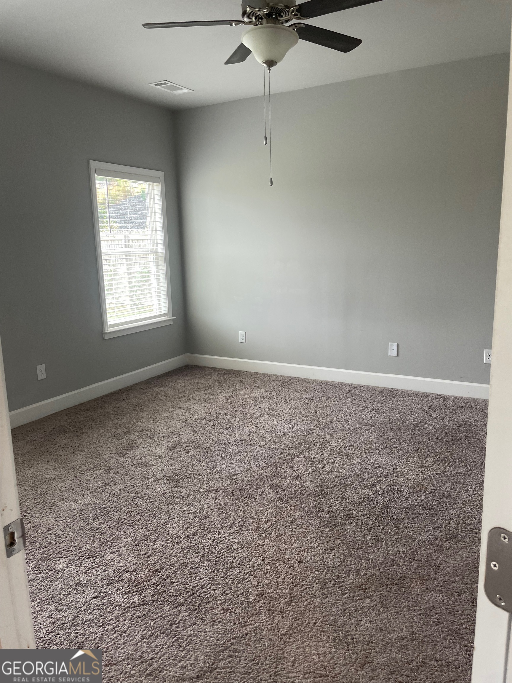 Huntington Manor - Residential