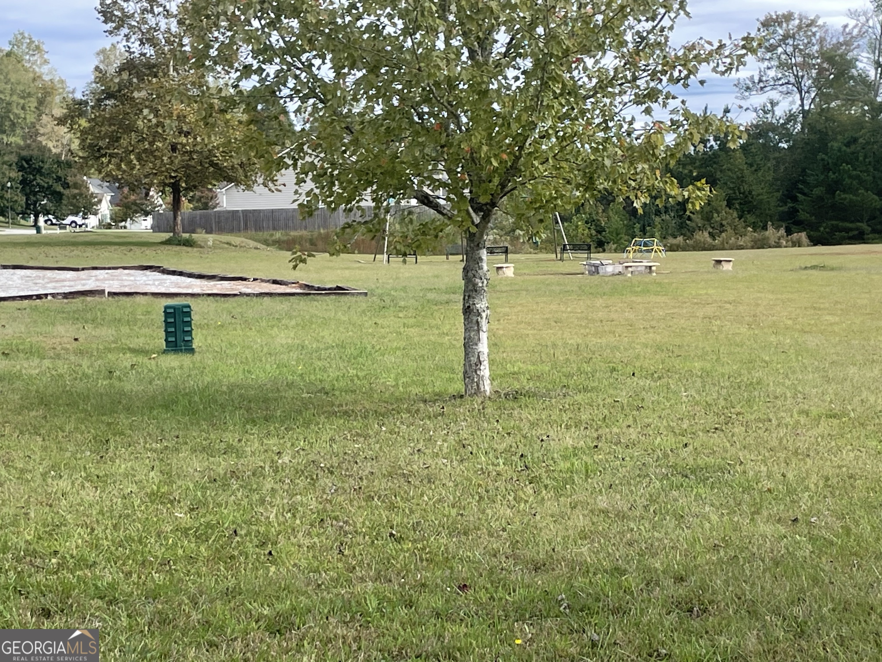 Huntington Manor - Residential