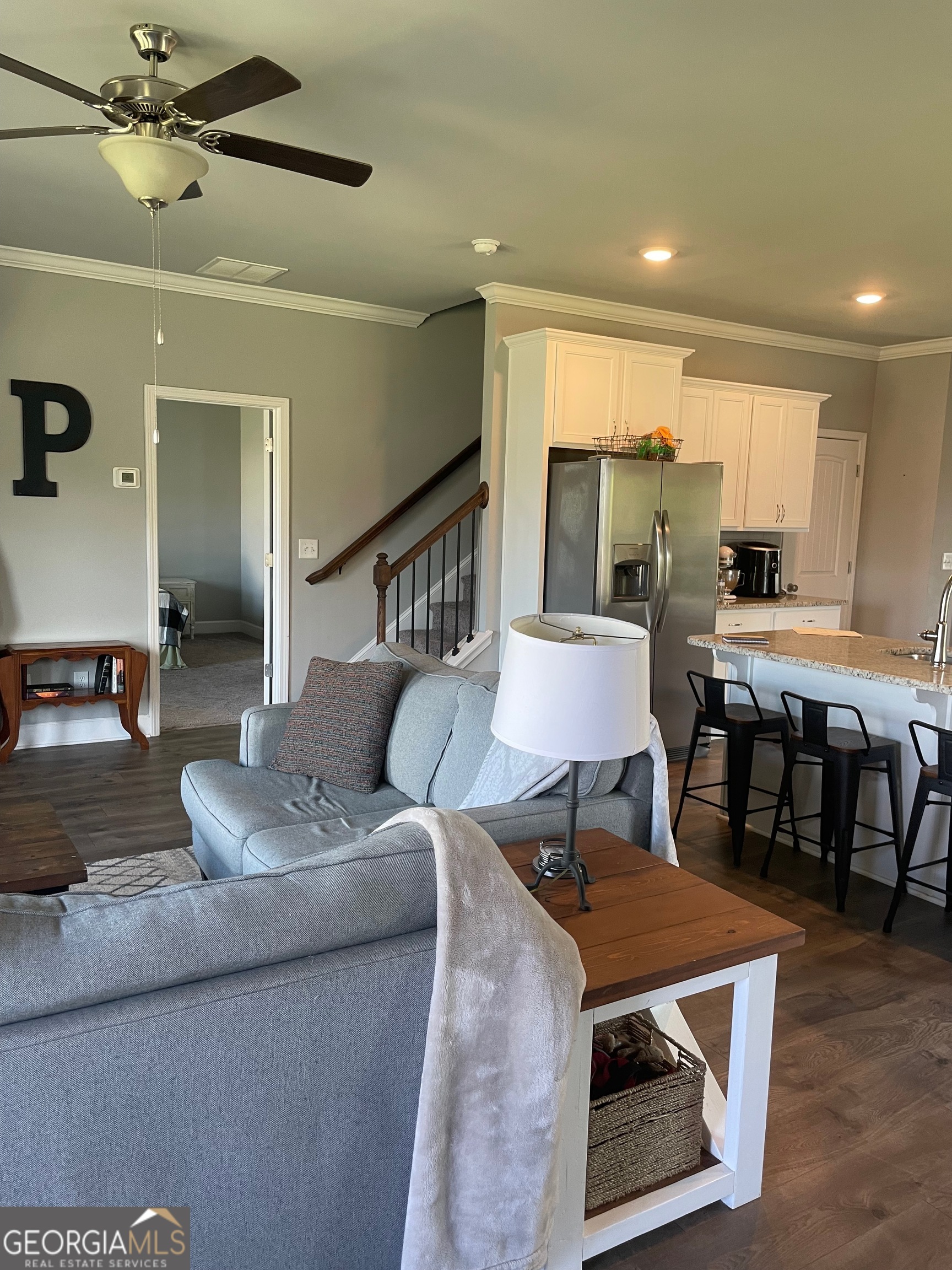 Huntington Manor - Residential