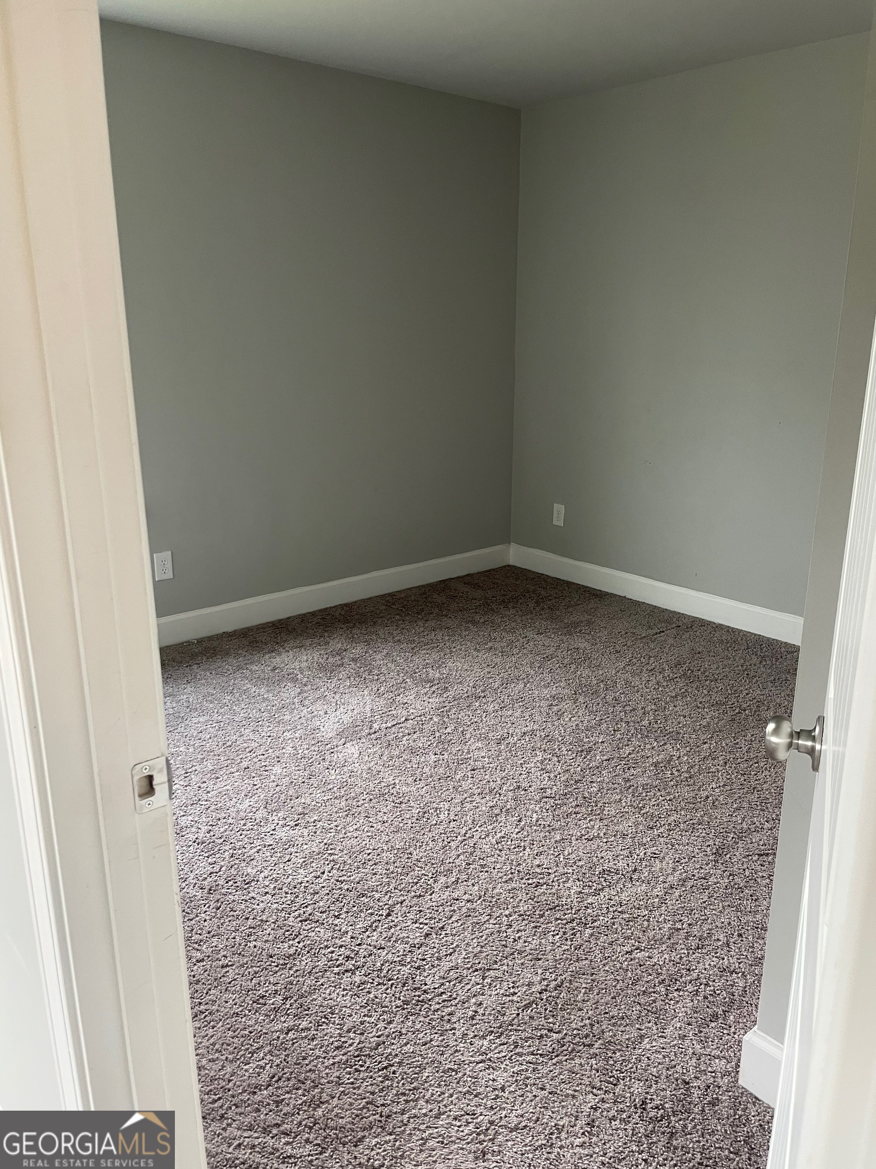 Huntington Manor - Residential