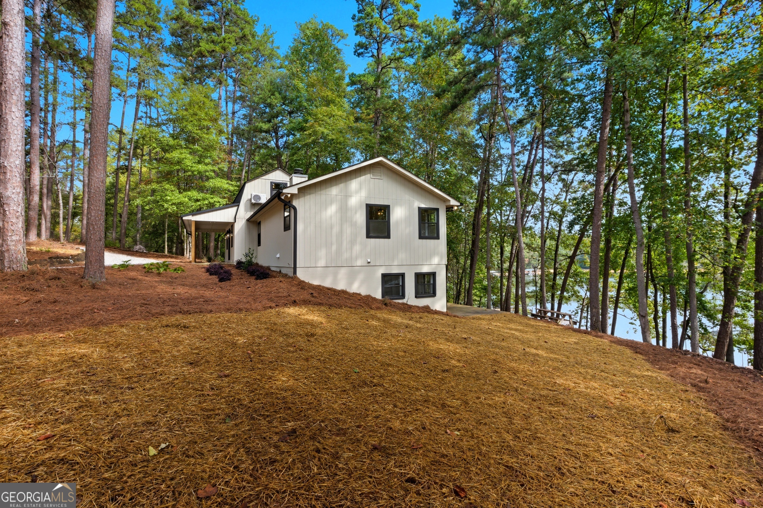 245 Currahee PL