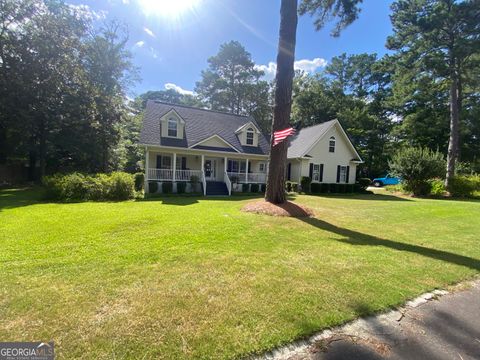 Single Family Residence in Cochran GA 112 Newton Drive.jpg