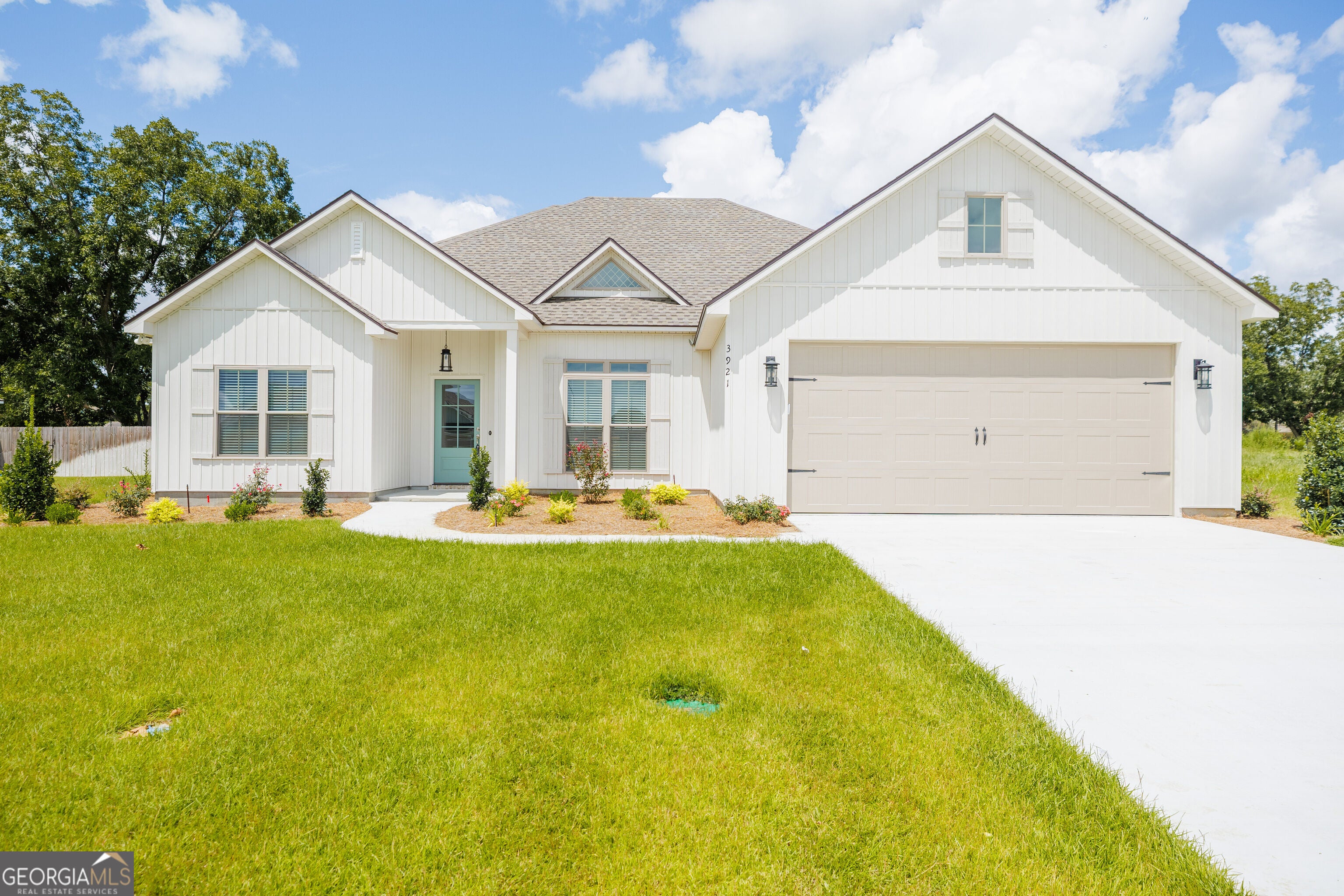 3921 Bull Run
