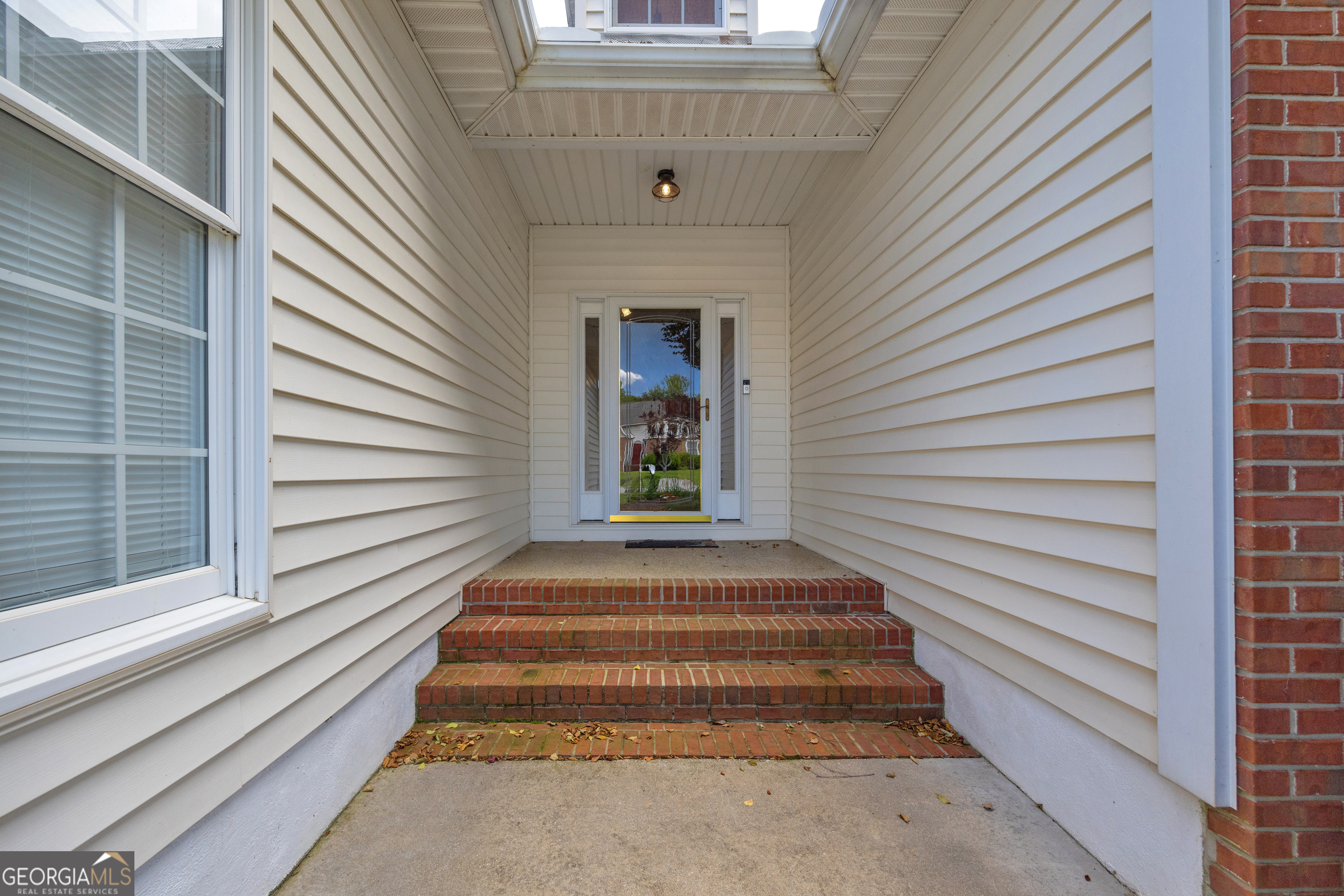 154 Bradford PL