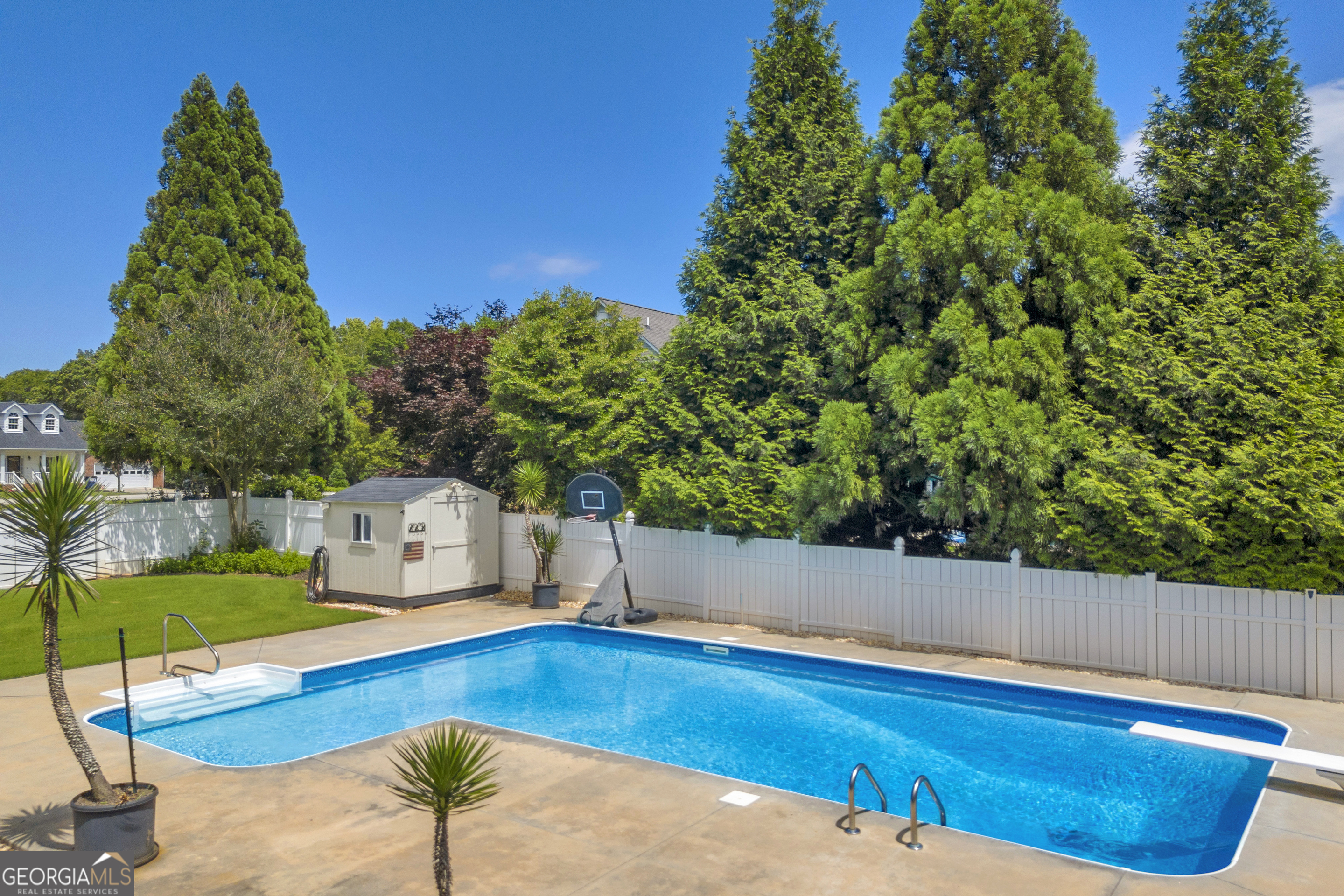 154 Bradford PL