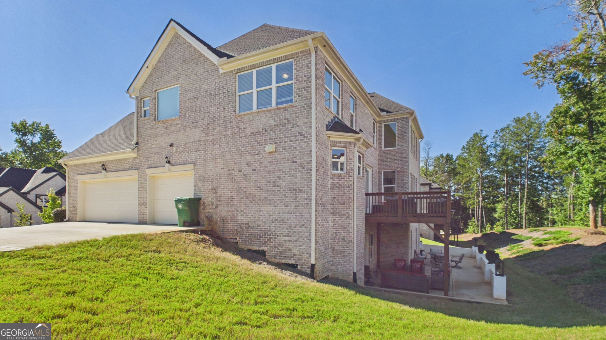4604 Mossey DR