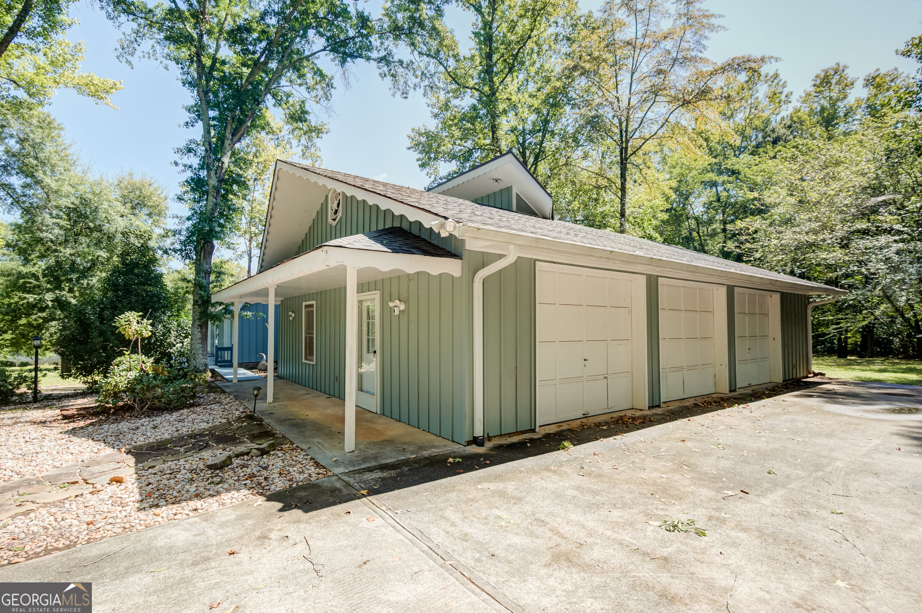 215 Wessmanor DR