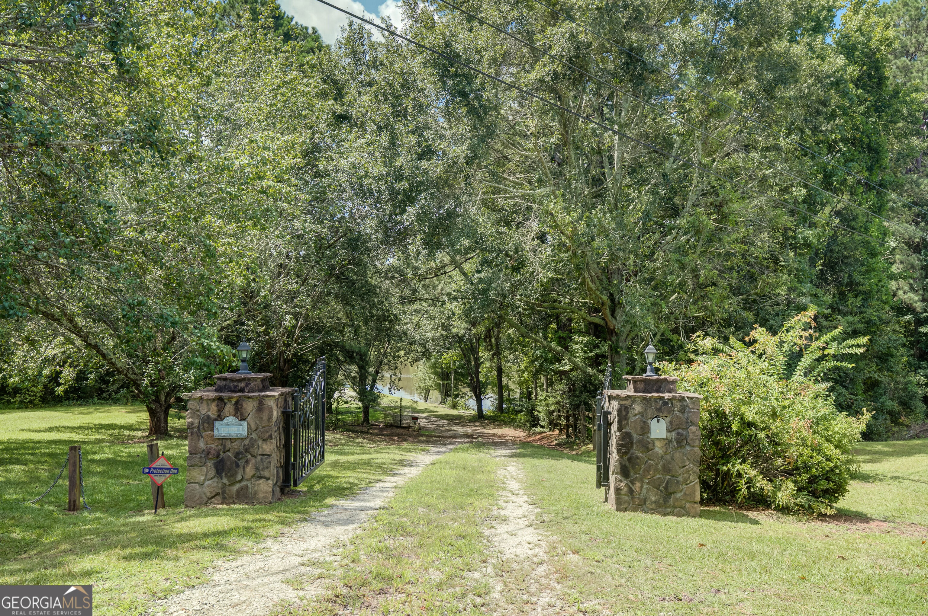 215 Wessmanor DR