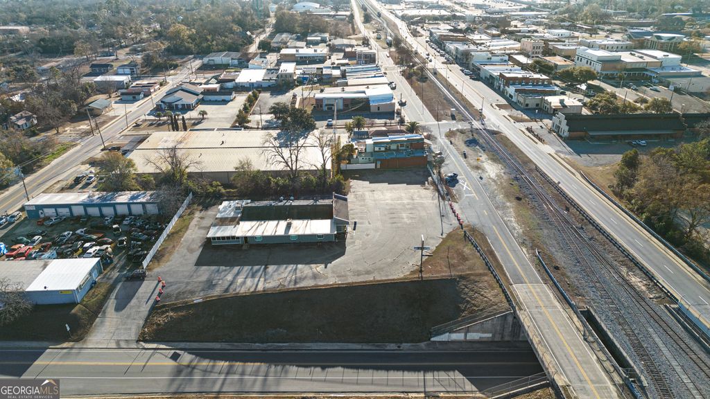 Photo of 215 NW Main Street, Vidalia, GA 30474 (MLS # 10682274)