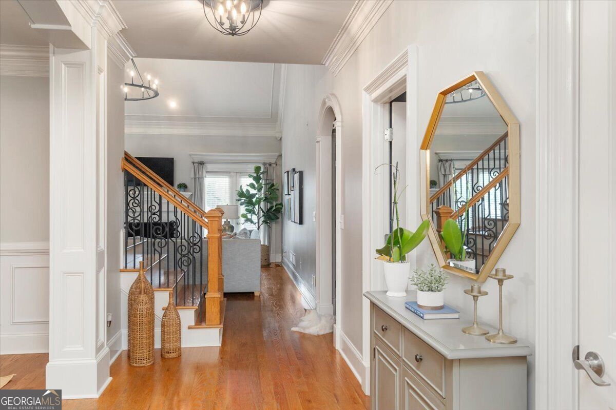 1142 Rowan Oak CIR