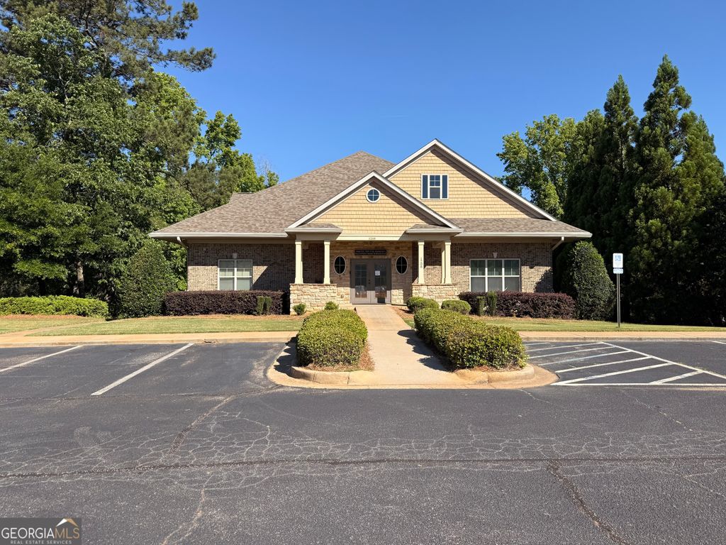 Photo of 1208 Greenbelt Drive, Griffin, GA 30224 (MLS # 10770625)