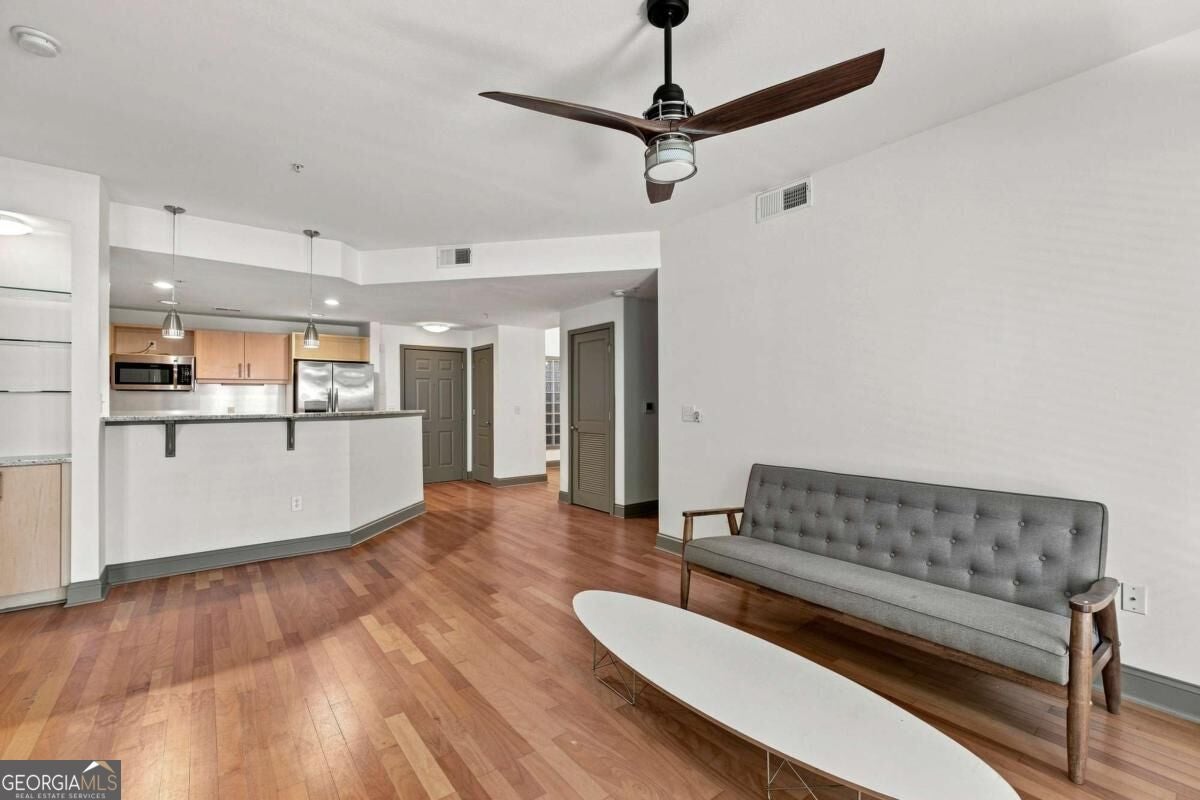 390 17th ST NW 2036