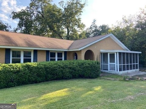 A home in Marshallville